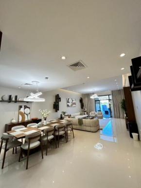 The Riviera Luxury Villa - Seaview Al Dana Fujairah
